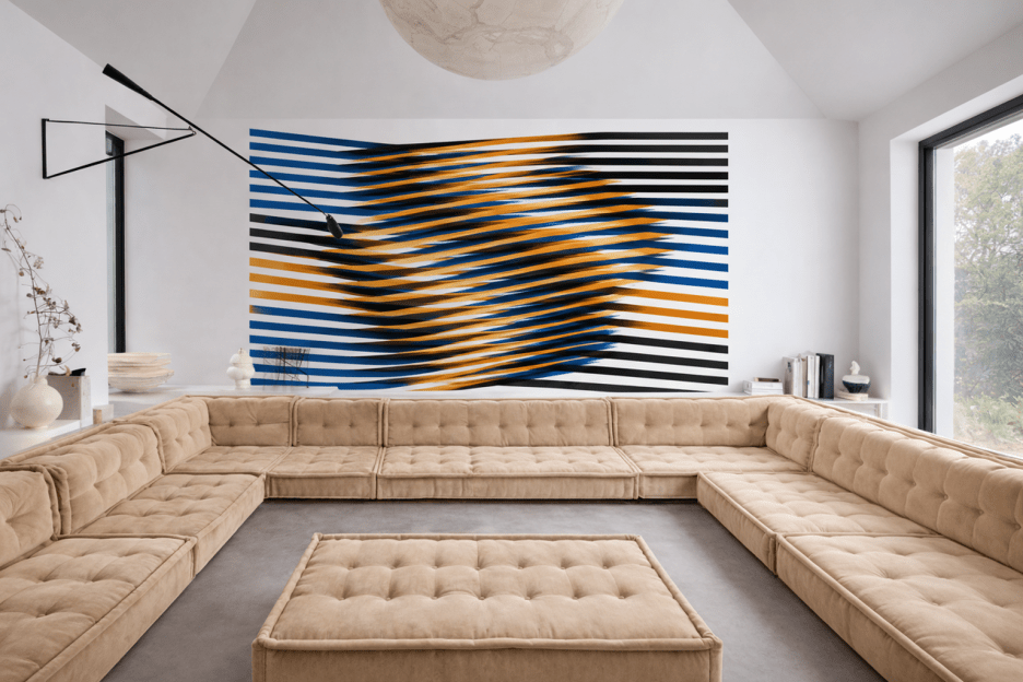 Echoing Stripes