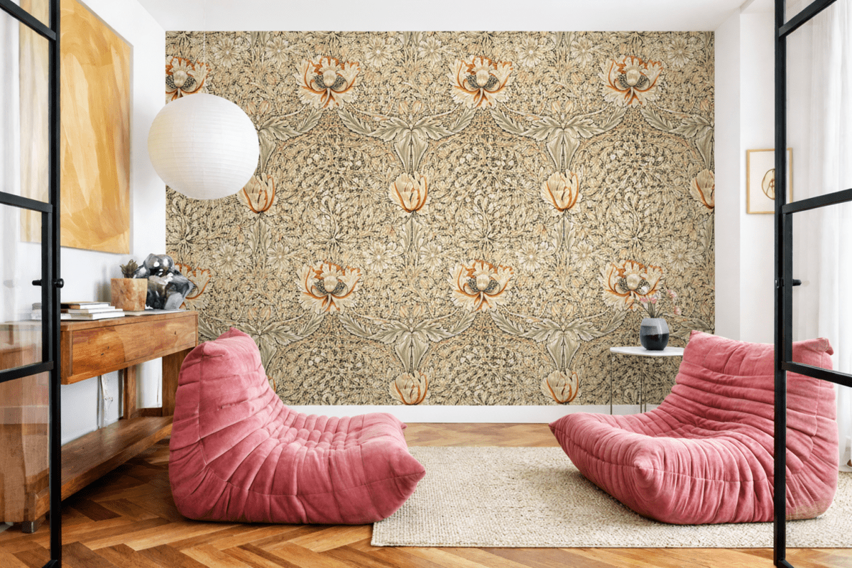 Rippled Floral Serenade